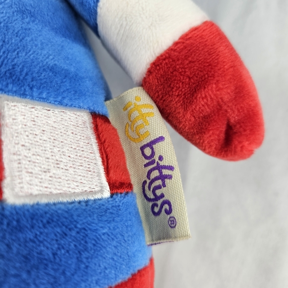 Itty-bitty large Captain America  Hallmark plush - Picture 7 of 9